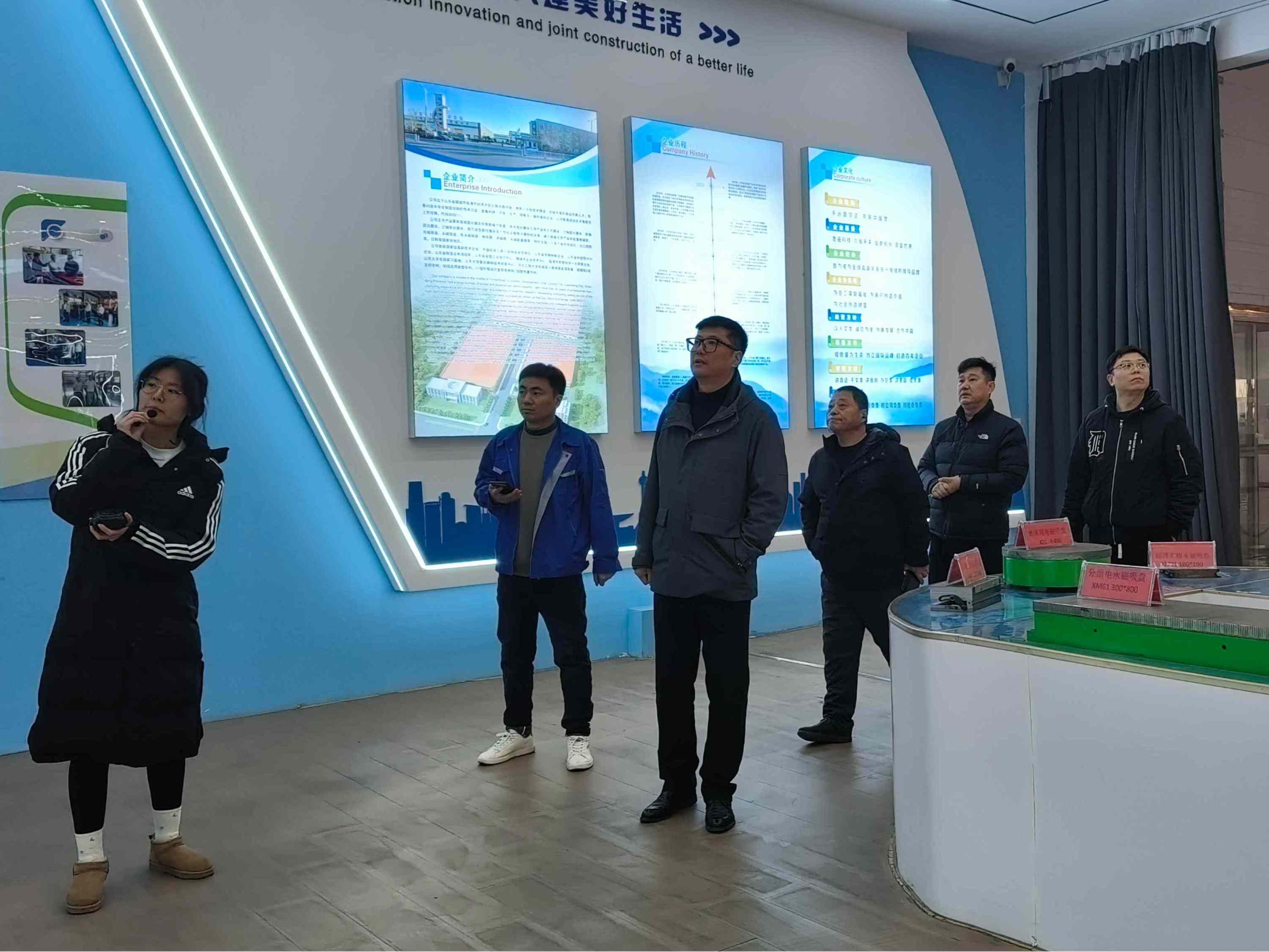 2025年1月6日，江苏客户一行访问山东鲁磁，双方就磁材料技术及合作事宜进行了深入交流，共谋未来发展新机遇。