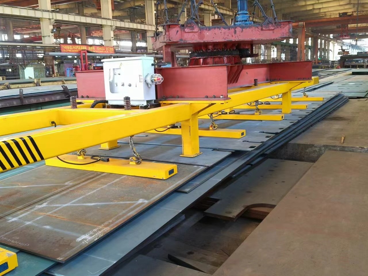 鲁磁电永磁吊具工业吊装安全与效率