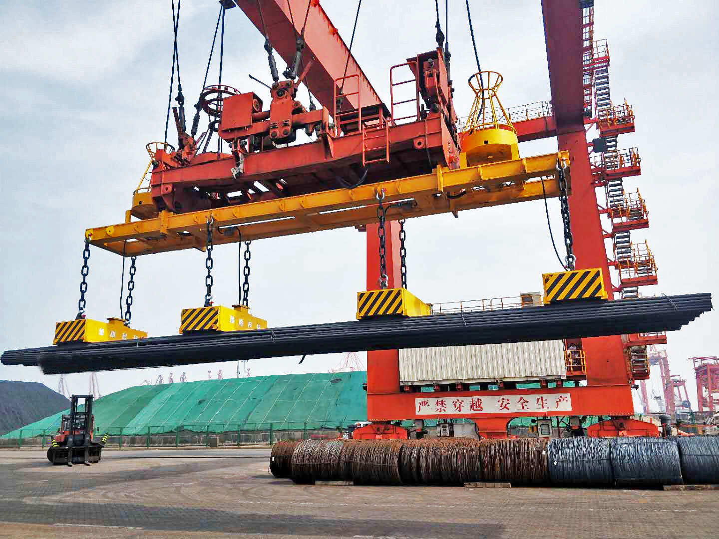 山东鲁磁起重电磁铁：工业生产效率提升的助推器